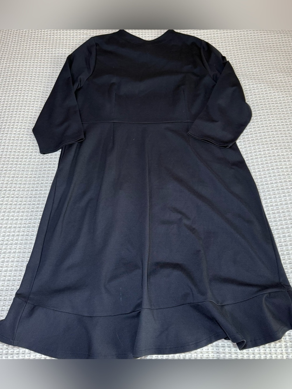 J. Jill Ponte Knit Ruffle Hem Dress Navy Size Large Stretch Career Long Sleeve - Picture 7 of 7